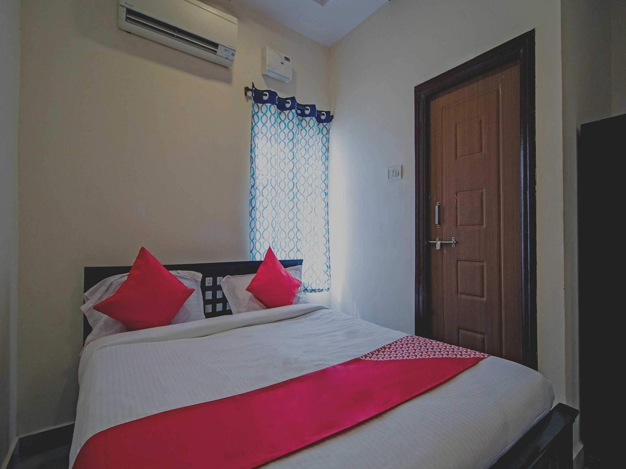 Hotel O Grand Brundavan Secunderabad Bagian luar foto