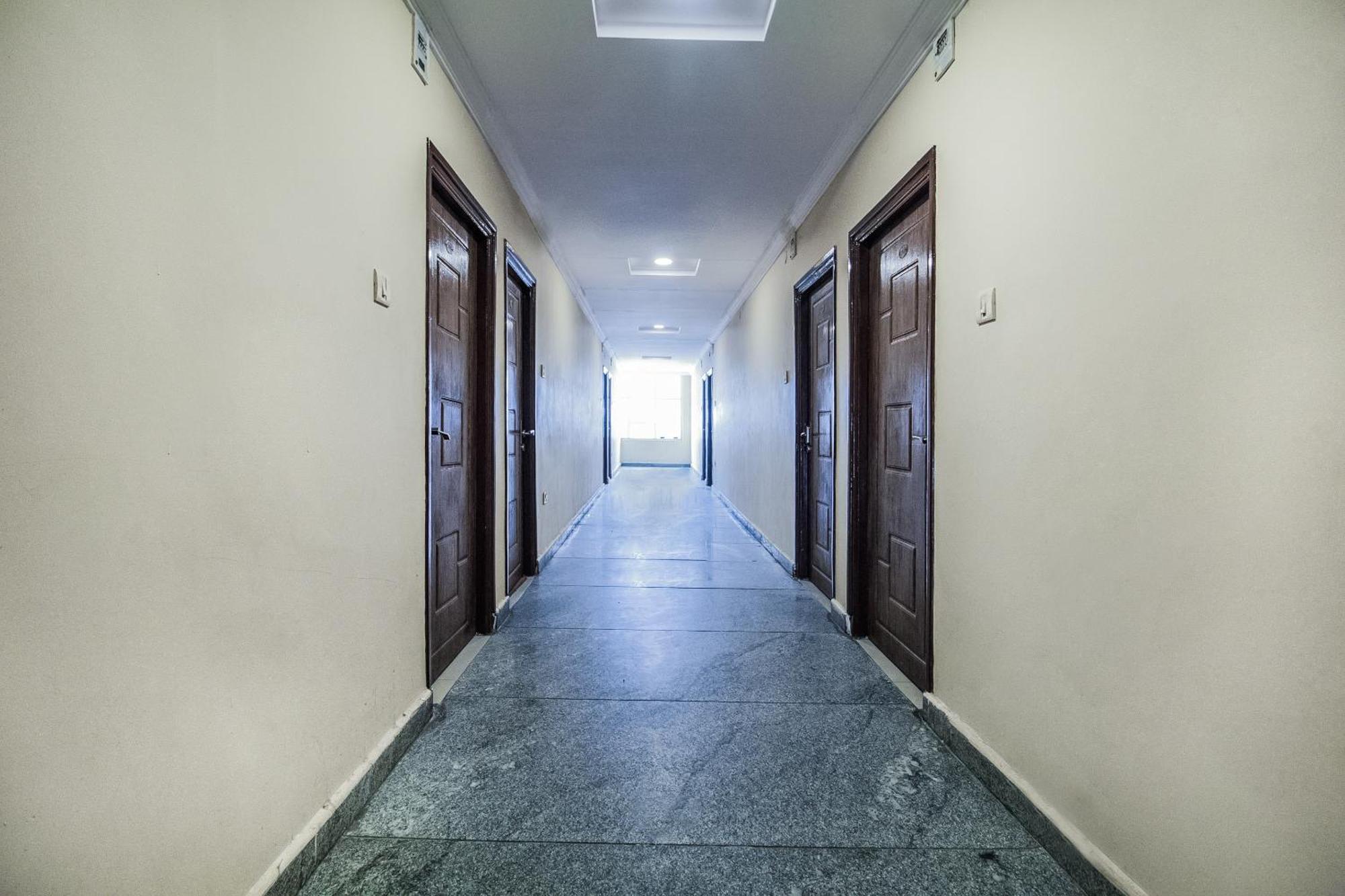Hotel O Grand Brundavan Secunderabad Bagian luar foto