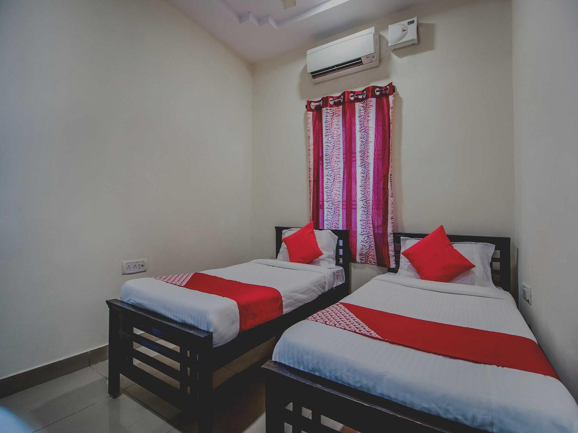 Hotel O Grand Brundavan Secunderabad Bagian luar foto