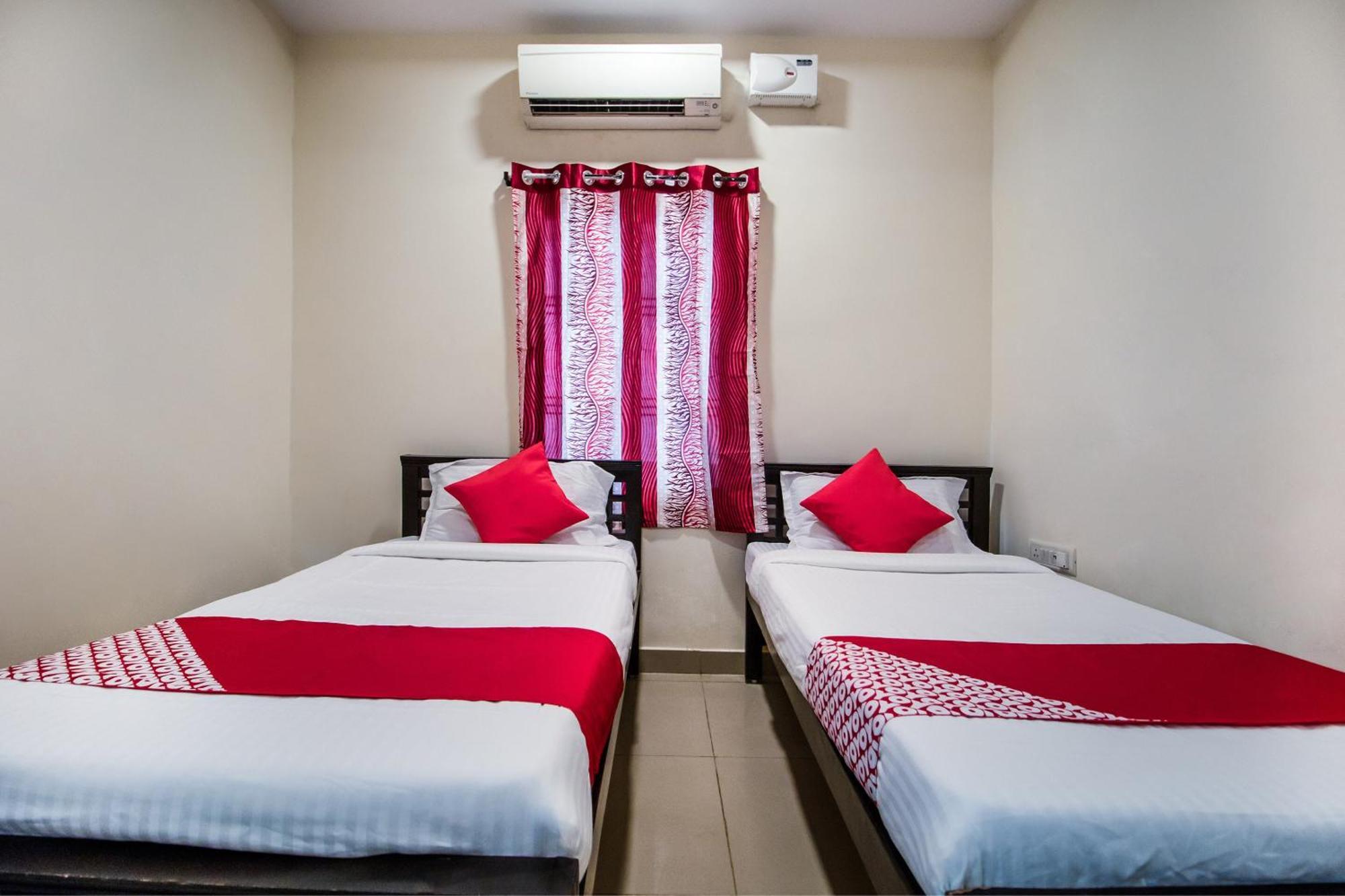 Hotel O Grand Brundavan Secunderabad Bagian luar foto